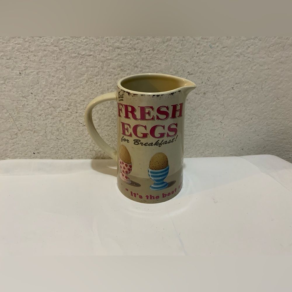 Wiscombe Art Pitcher Made in England 14 Ounce "Fresh Eggs" Design